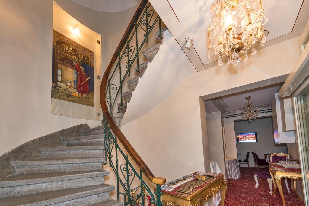 By Murat Crown Hotel Taksim Istanbul Exterior photo