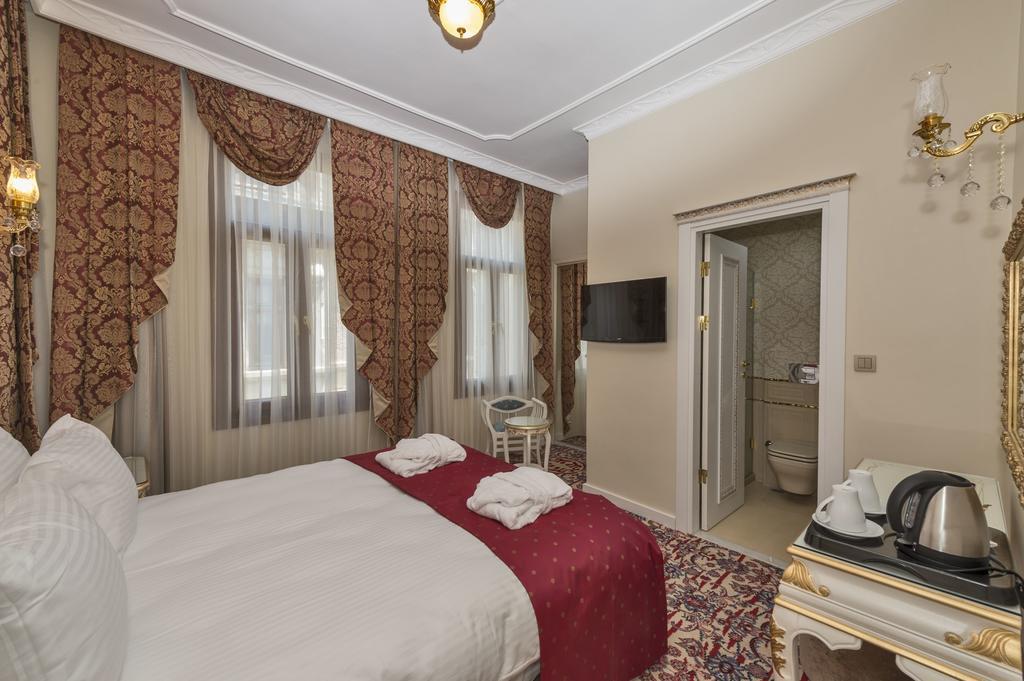 By Murat Crown Hotel Taksim Istanbul Exterior photo