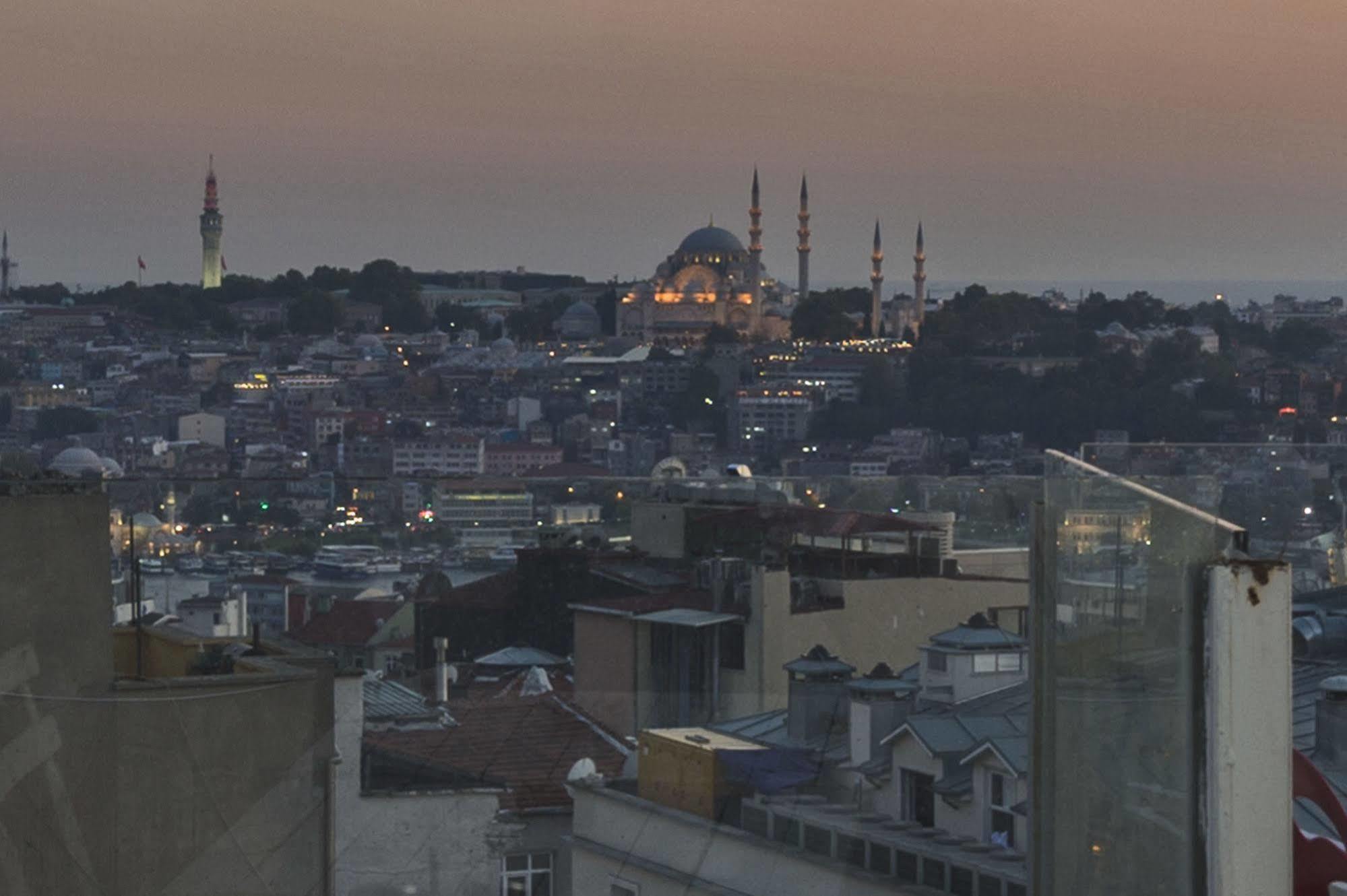 By Murat Crown Hotel Taksim Istanbul Exterior photo